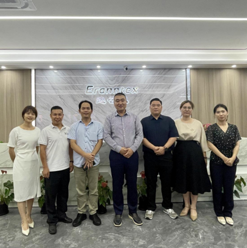 热烈欢迎韩国客户莅临草莓直播TV成人实地考察，共商合作大计！